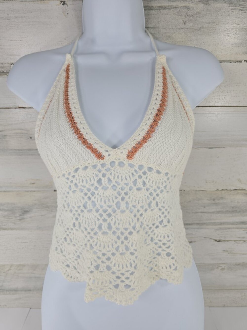 Illa Illa Women's Crop Top LARGE White Crochet Sleeveless V Neck Festival Casual